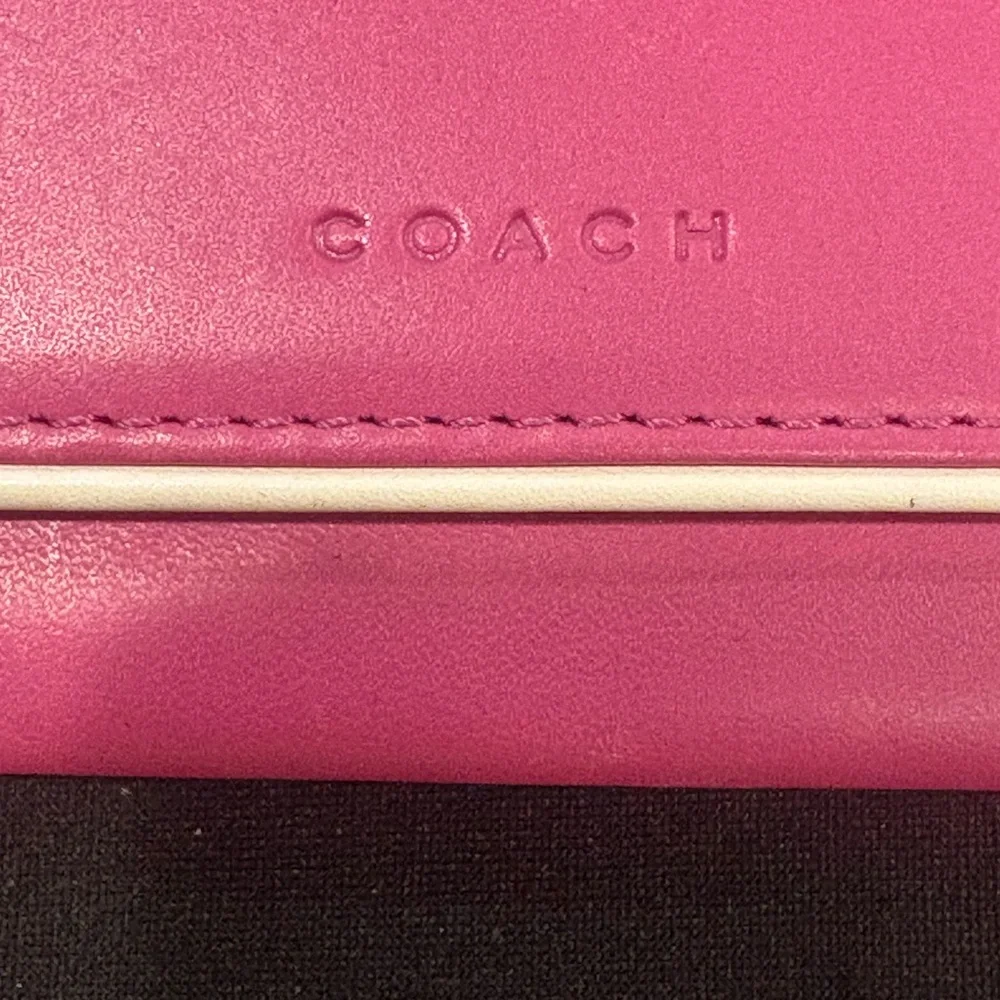 Coach Pink Long Snap Wallet | White Piping | Y2K Era